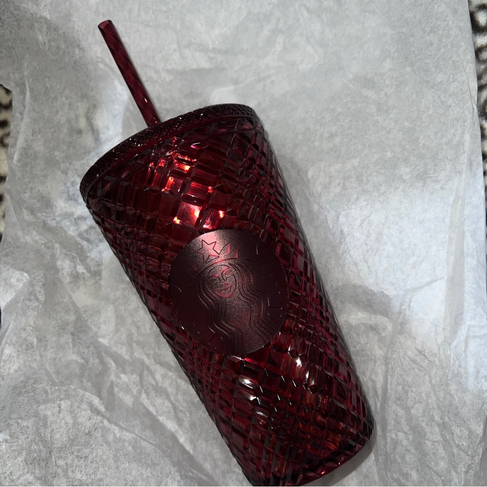 Starbucks Holiday 2022Merlot Grande Tumbler